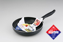 カロリースリムマーブルフェザー　フライパン26cm／FR-3336