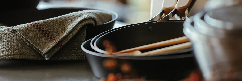 How to Use and Care for
an Iron Pan
