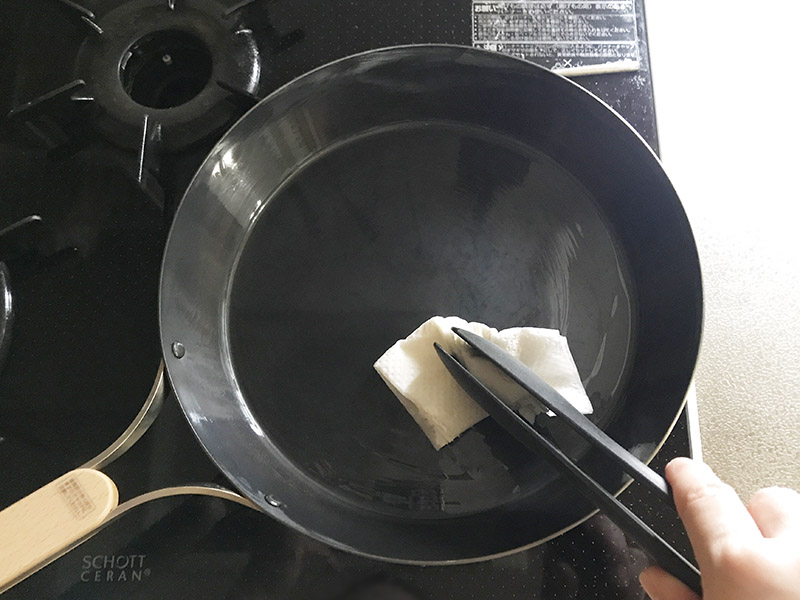 鉄フライパンの油ならし