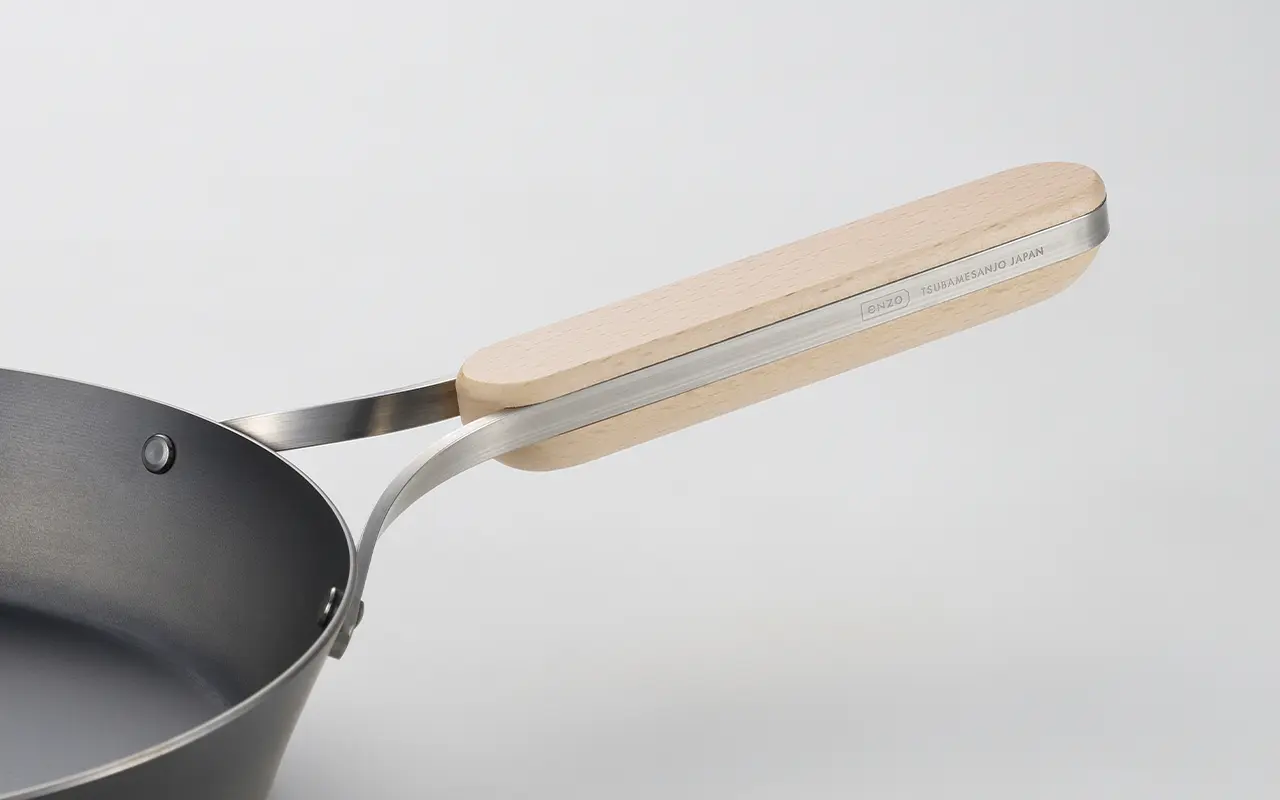 フライパンの「柄」に込められた想いと強さの秘密