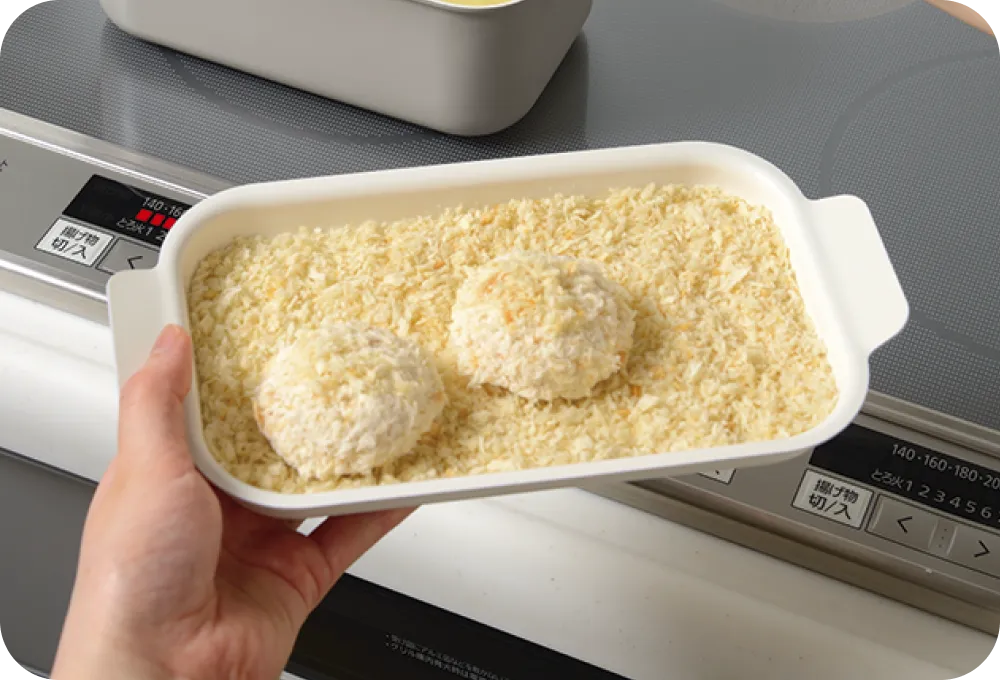 付属のバットで下ごしらえOK！