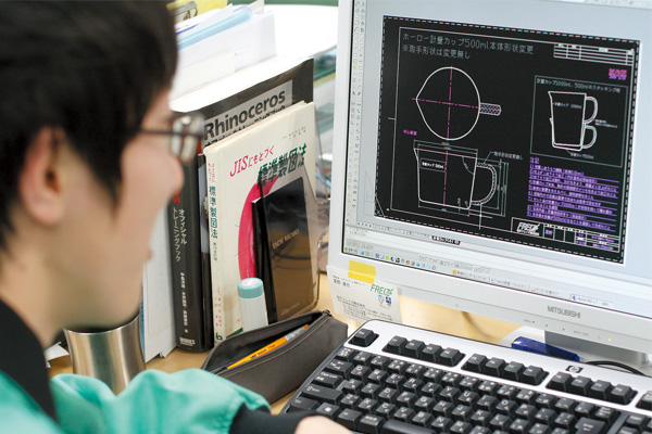 徹底したマーケティングに裏打ちされた企画・開発