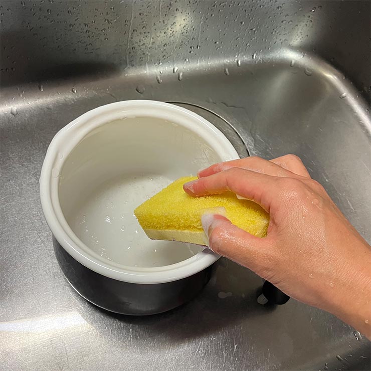 約1,000g。重いので洗うのが少し手間。