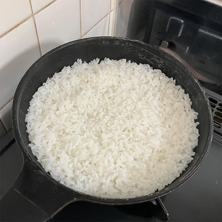フライパン20cmで1合を炊飯