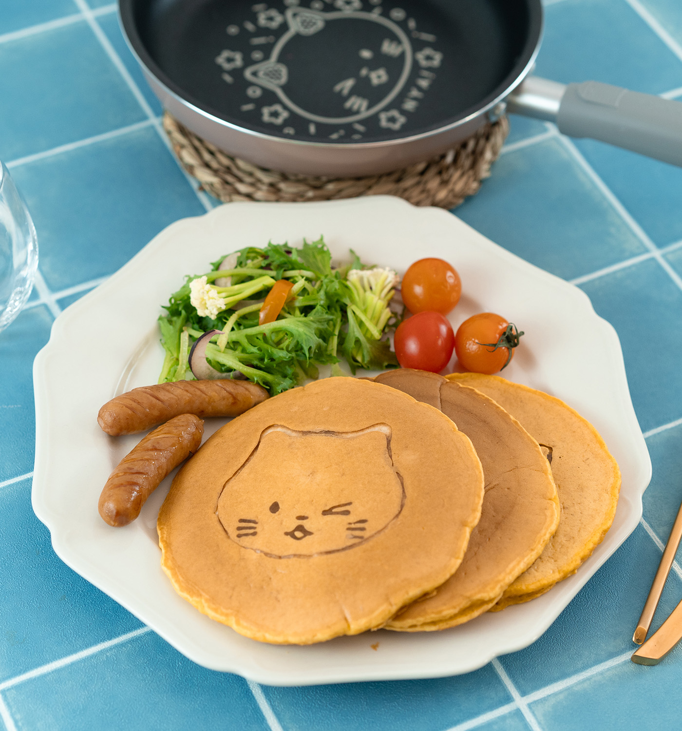 レシピ】まるごと1本！キャロットパンケーキ🐱 | 和平フレイズ株式会社