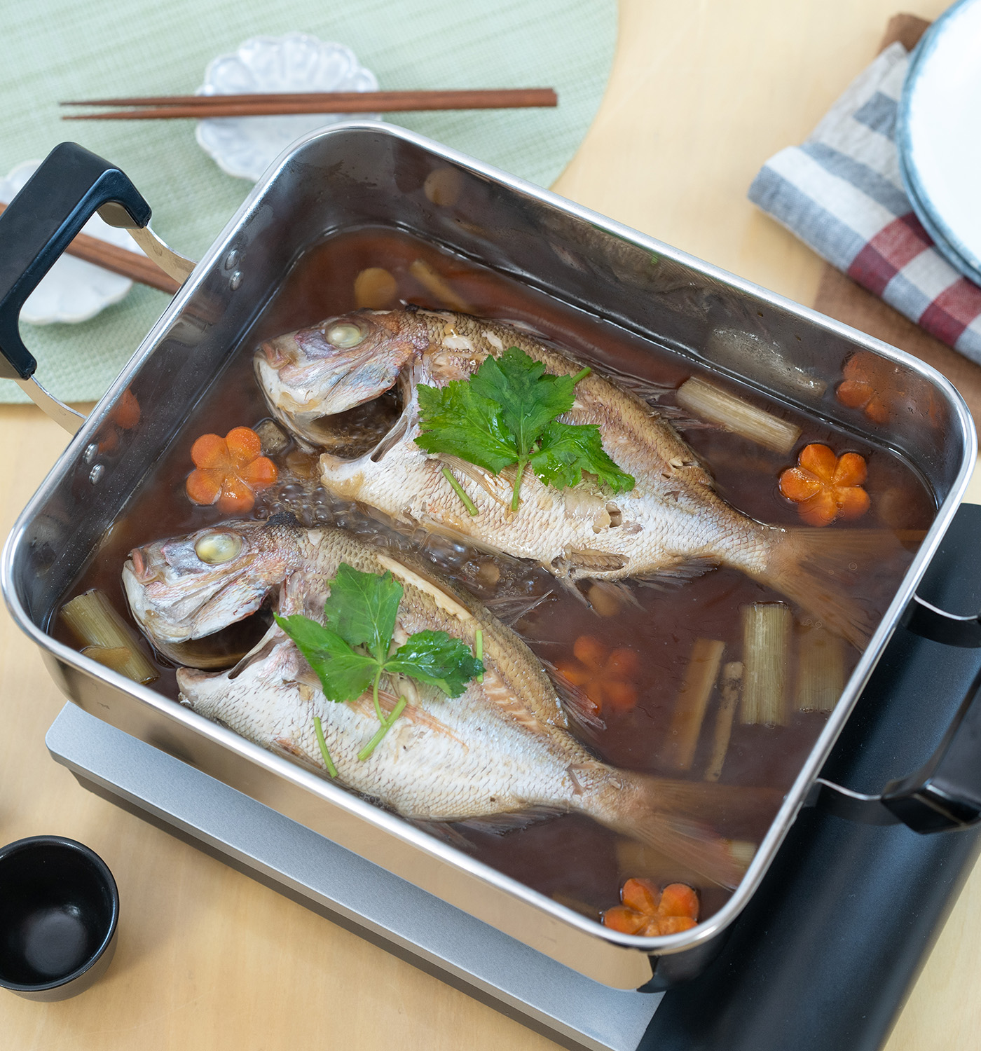 レシピ】豪華！まるごと1匹！鯛の煮付け | 和平フレイズ株式会社