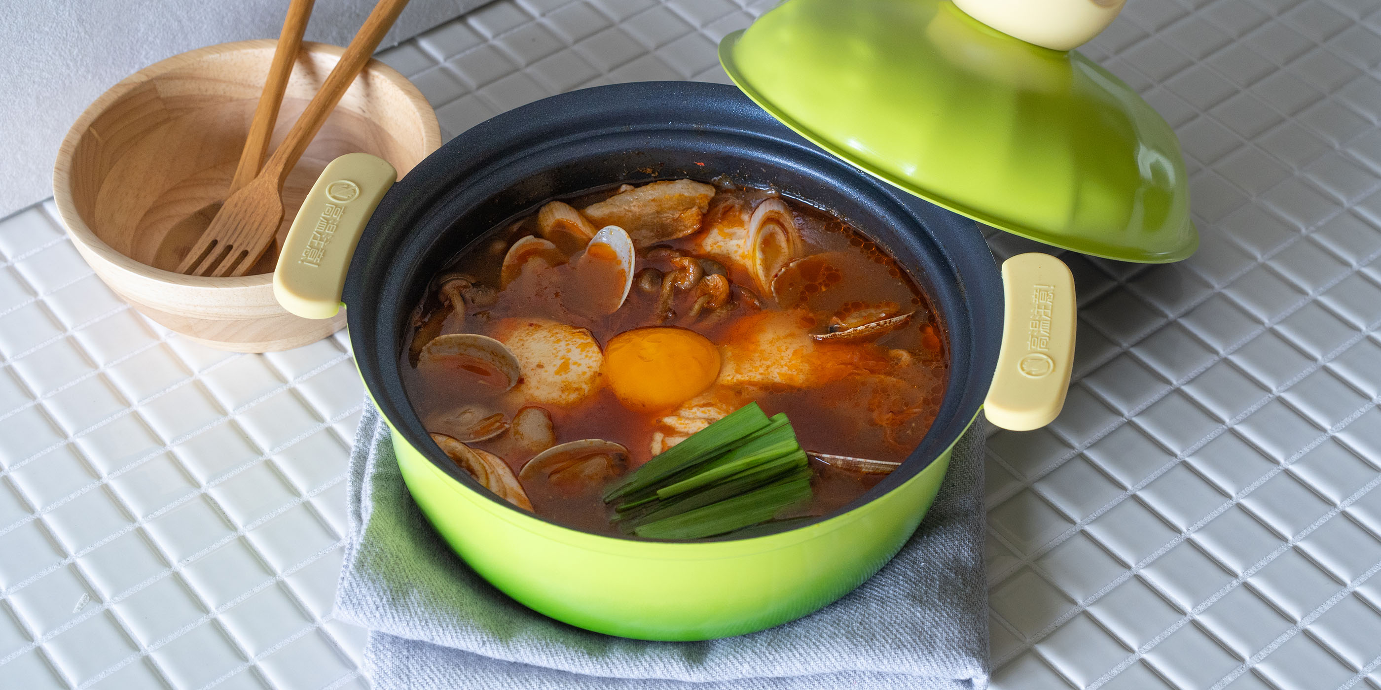 夏バテ知らず！旨辛スンドゥブチゲ