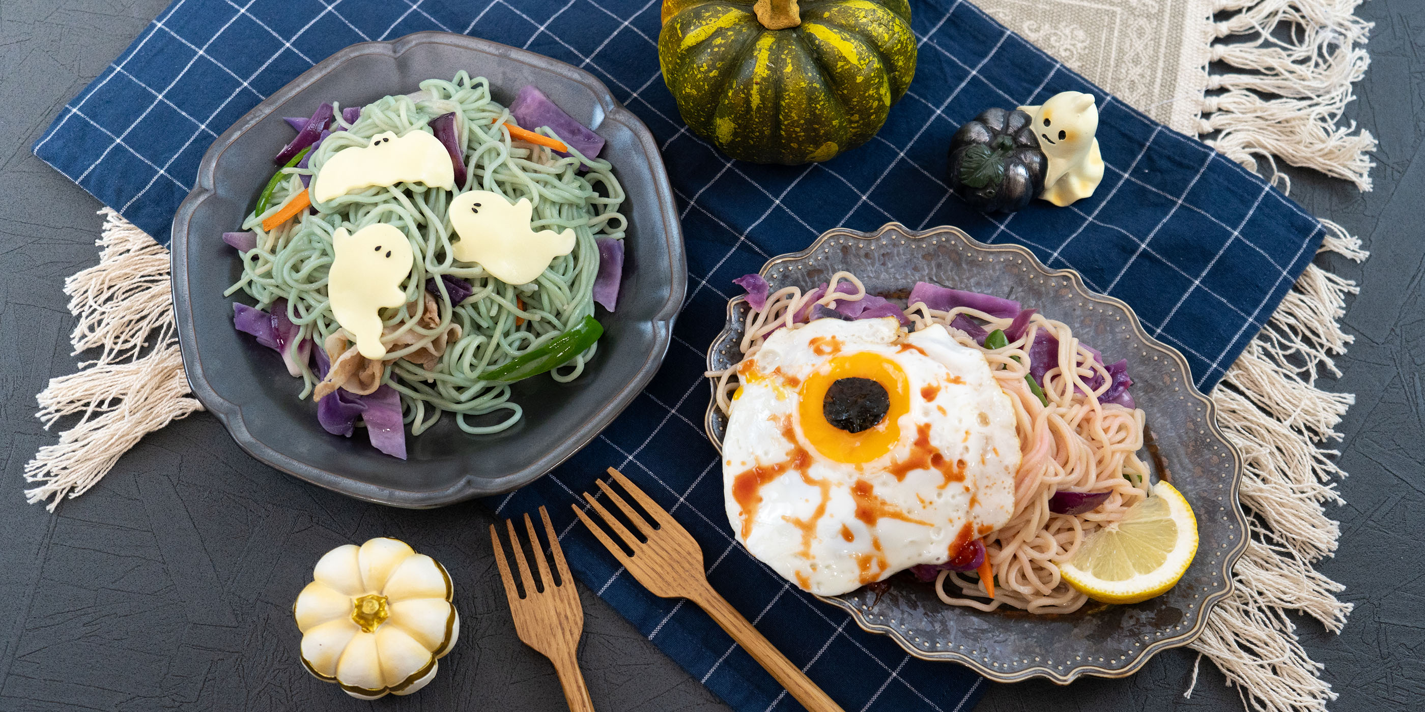 親子で実験♪紫キャベツの魔法焼きそば👻