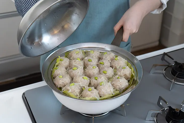 食材に火が通ったら火を止める