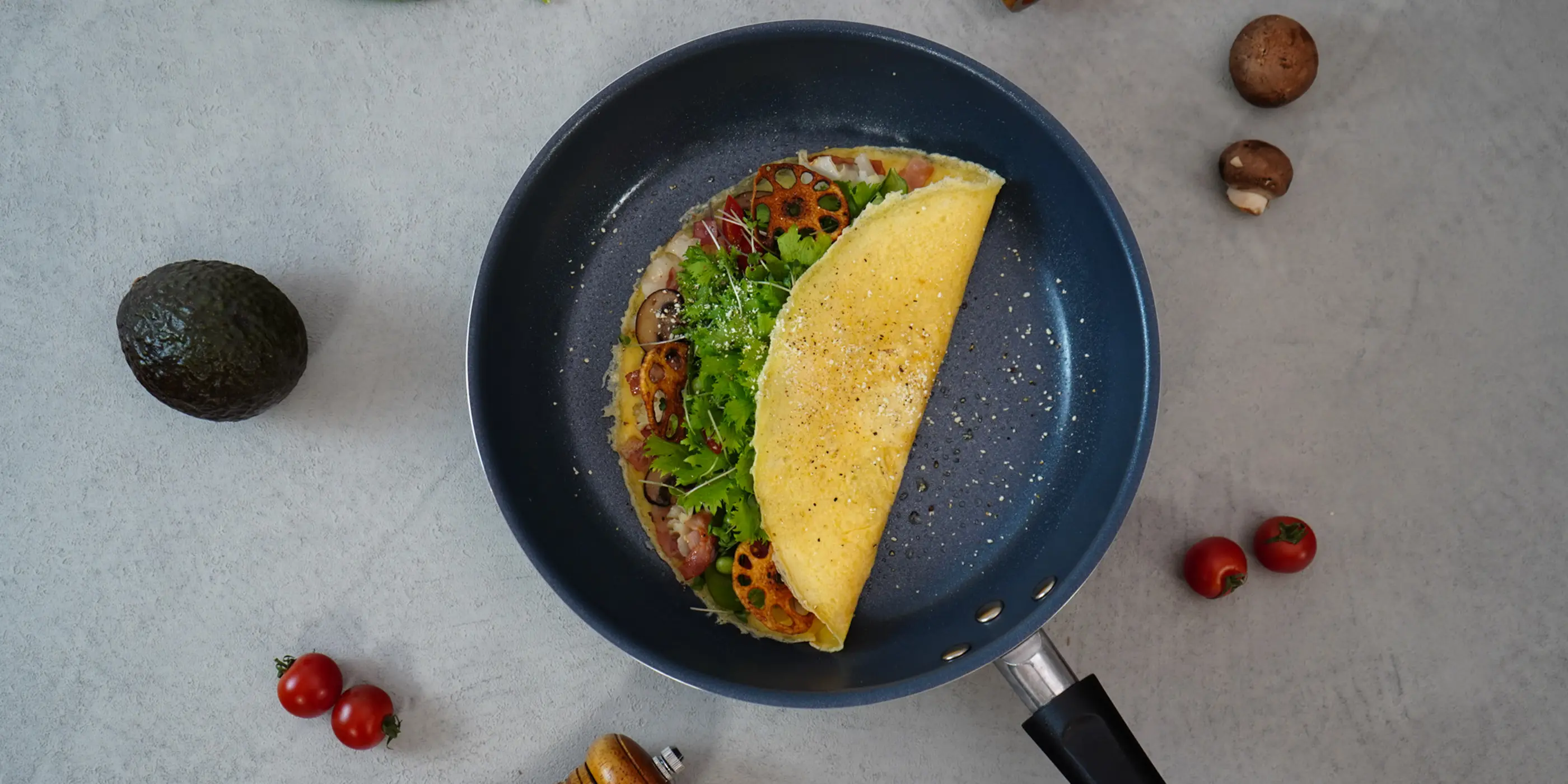 彩りベジのクレープサラダオムレツ