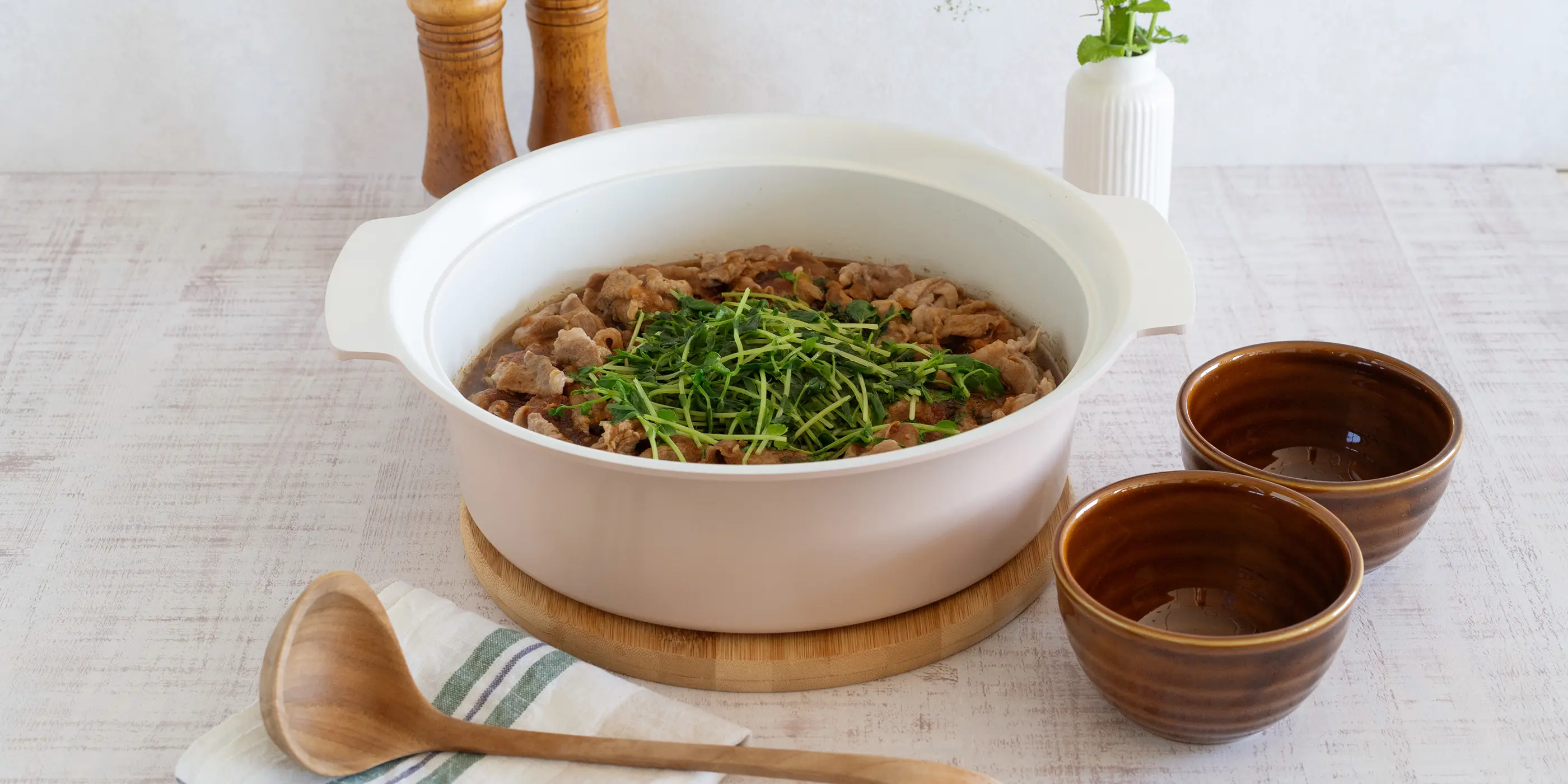 焼肉のタレで簡単！スタミナ焼肉鍋