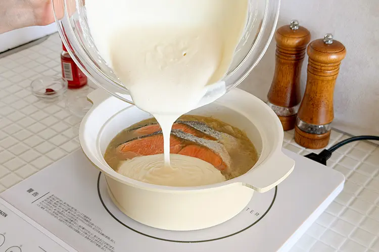 手順1の豆腐クリームをキャベツの上に乗せる。
