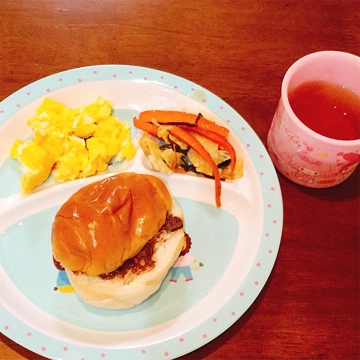子どもの朝食