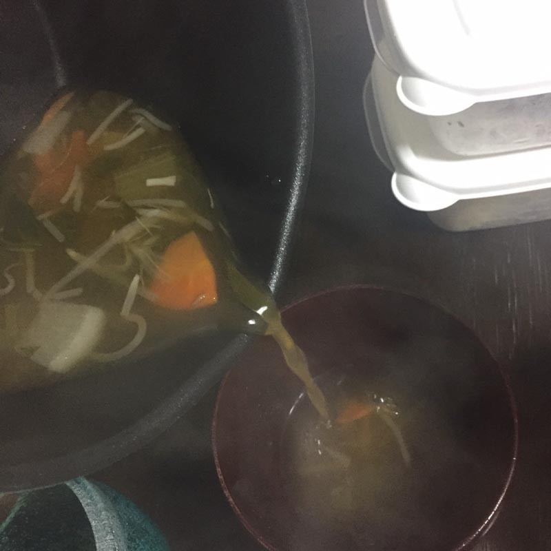 マルチポットは注ぎやすい