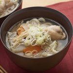 アレンジレシピ　うどん入りサムゲタン風スープ