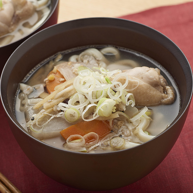 アレンジレシピ「うどん入りサムゲタン風スープ」